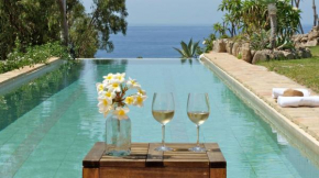 Villa Albaida 4. Paradise by the sea. Infinity Pool. Amazing
